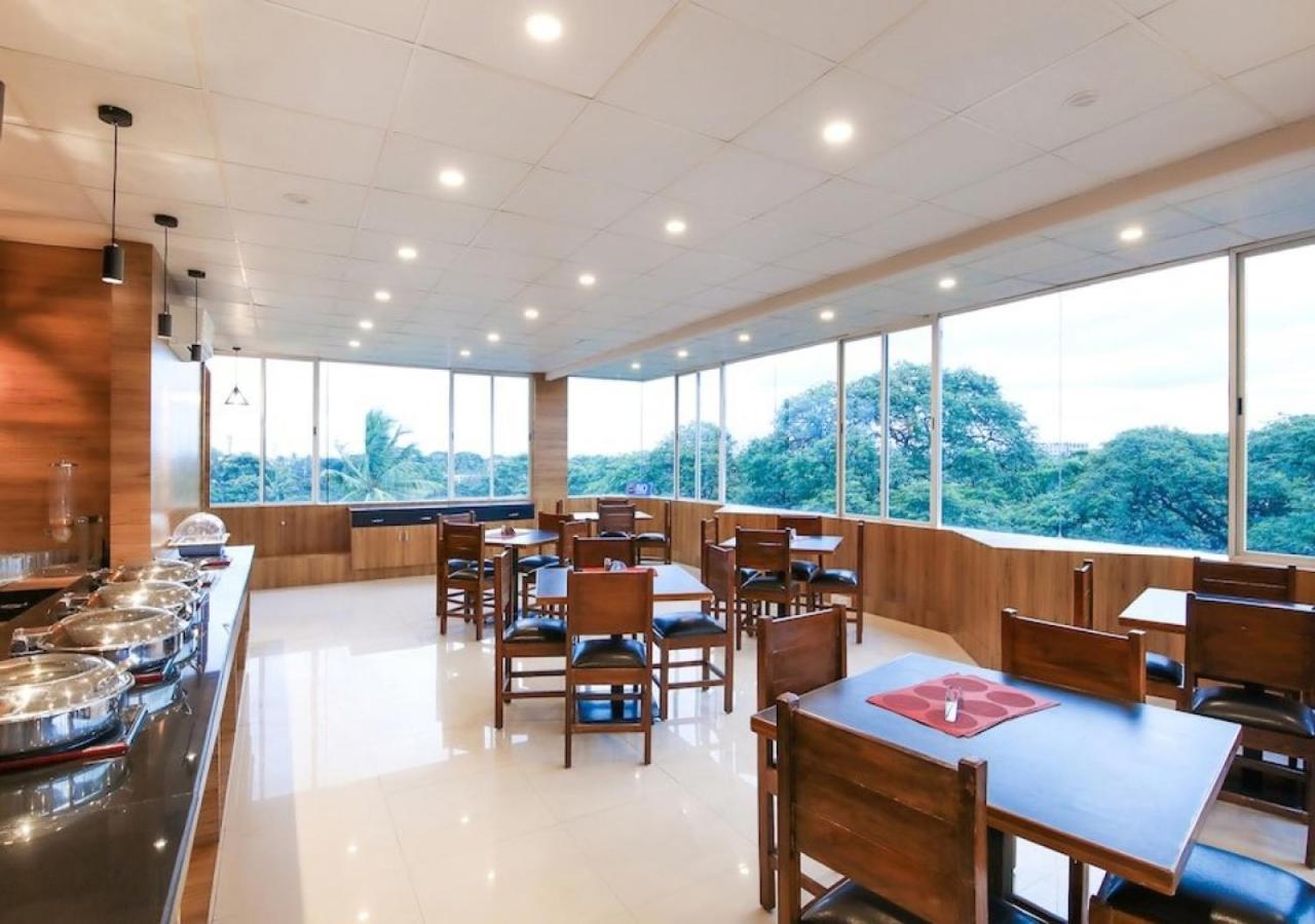 法布酒店-迈索尔黎明 外观 照片